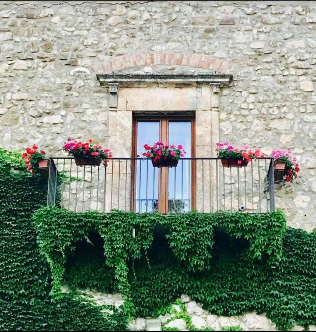 Agriturismo Feudo Tudia Landro Exteriör bild